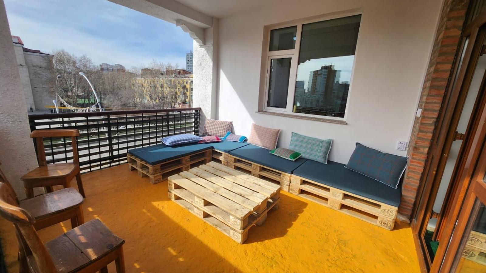 Ulaanbaatar Hostel מראה חיצוני תמונה