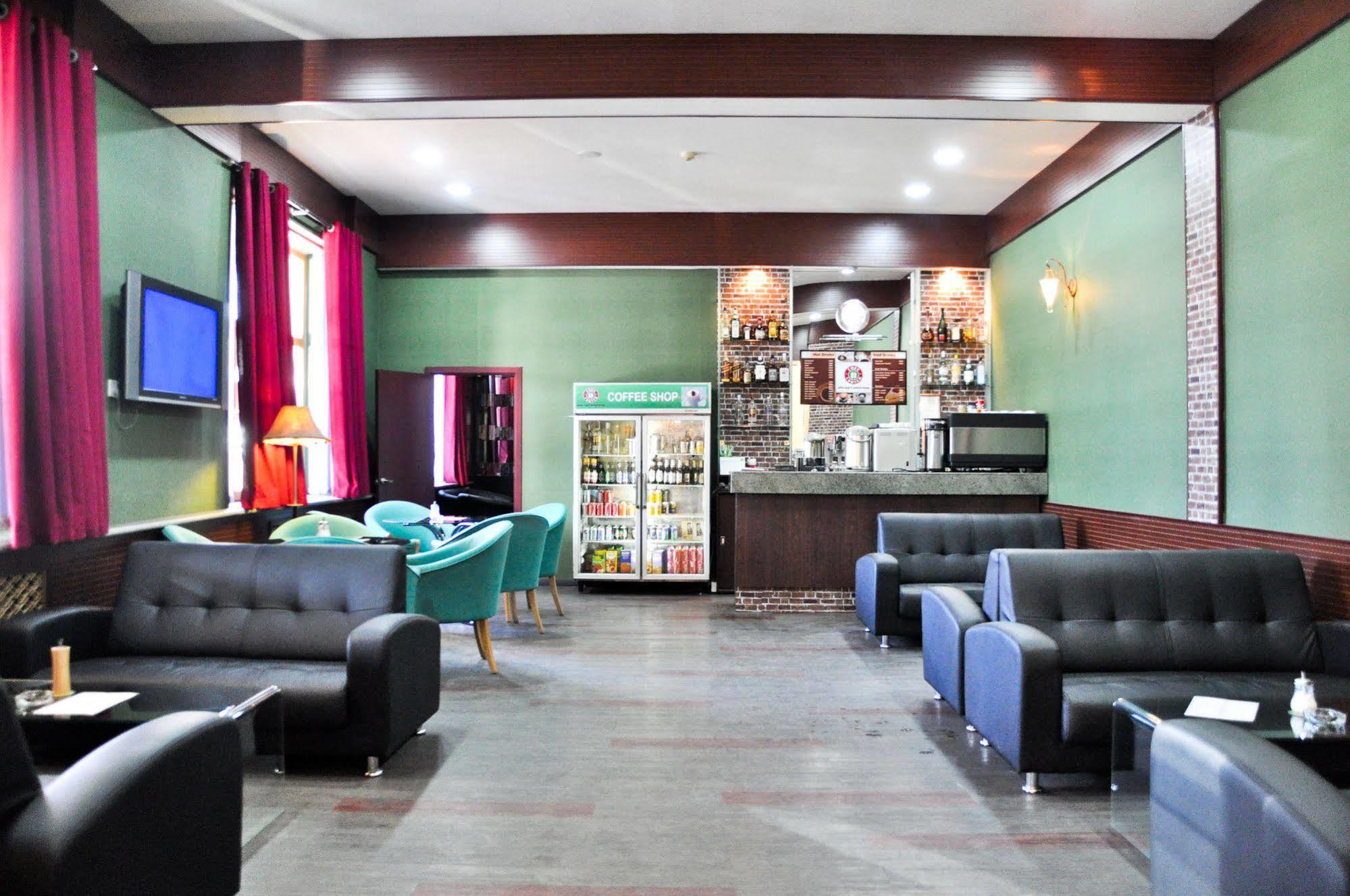 Ulaanbaatar Hostel מראה חיצוני תמונה